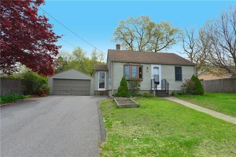 124 Bartlett Dr, Warwick, RI 02886 photo 1