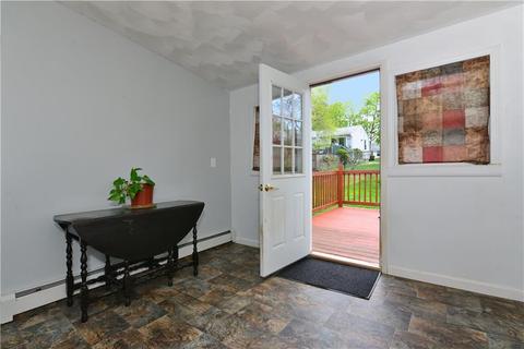 124 Bartlett Dr, Warwick, RI 02886 photo 24