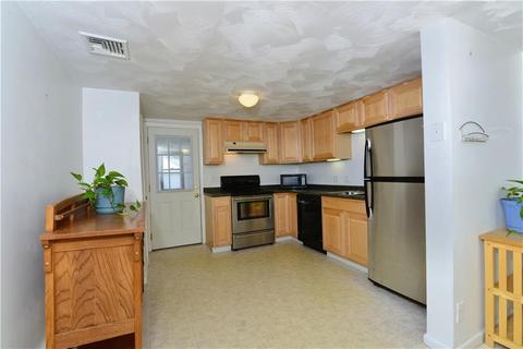 124 Bartlett Dr, Warwick, RI 02886 photo 5