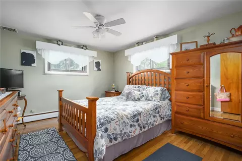 43 Lydia Ave, Woonsocket, RI 02895 photo 9