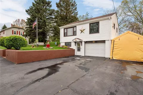 43 Lydia Ave, Woonsocket, RI 02895 photo 3