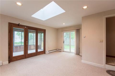 30 Maple St, Warren, RI 02885 photo 15