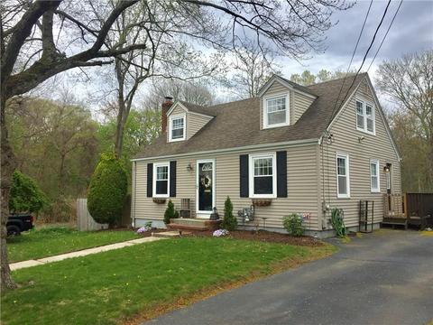 77 Macarthur Dr, Warwick, RI 02889 photo 1