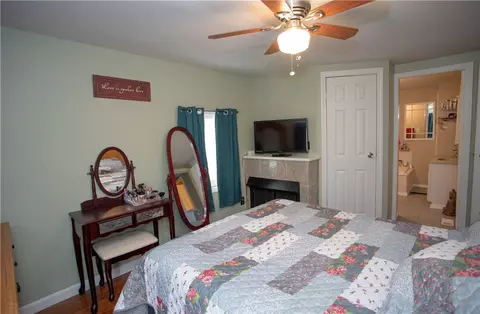 34 Diamond Hill Rd, Glocester, RI 02814 photo 23