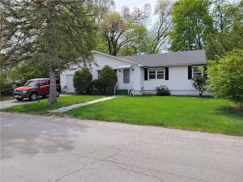 150 Riverside Ave, Cranston, RI 02910