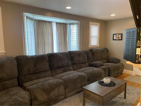 42 Cherry St, Warwick, RI 02888 photo 8