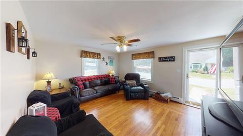 42 Oregon Ave, Woonsocket, RI 02895 photo 10