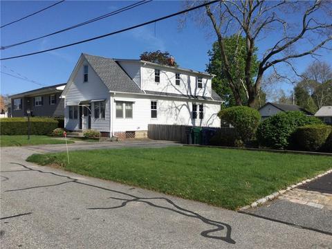 44 Chiswick Rd, Warwick, RI 02889 photo 1