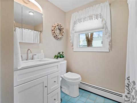 32 Hamlin Ave, Warwick, RI 02889 photo 14