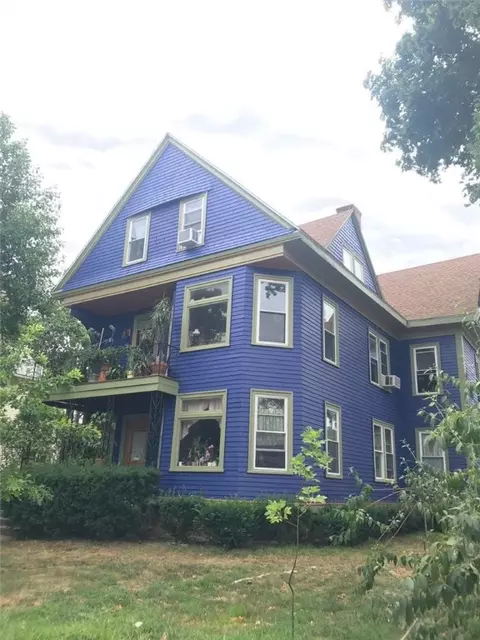 243 Carrington Ave, Woonsocket, RI 02895 photo 10