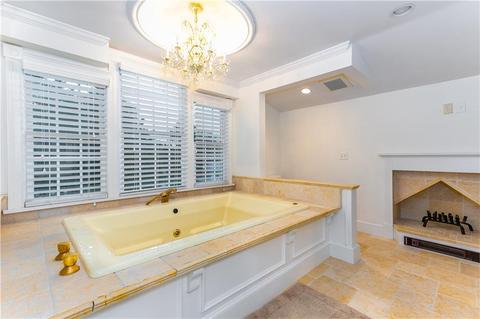 231 Algonquin Dr, Warwick, RI 02888 photo 33