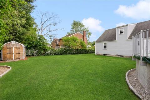 357 Potters Ave, Warwick, RI 02886 photo 19