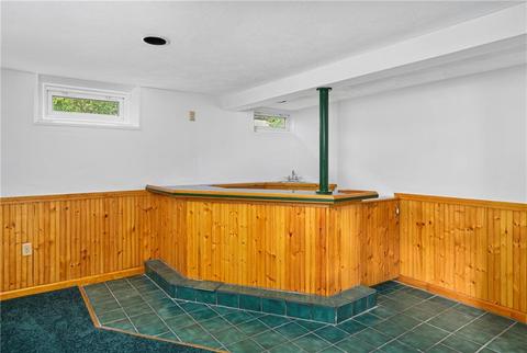 357 Potters Ave, Warwick, RI 02886 photo 16