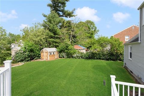 357 Potters Ave, Warwick, RI 02886 photo 20