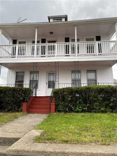1215 Park Ave, Woonsocket, RI 02895 photo 2