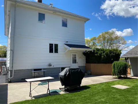 128 Heath Ave, Warwick, RI 02888 photo 14