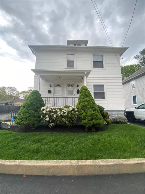 128 Heath Ave, Warwick, RI 02888 photo 2