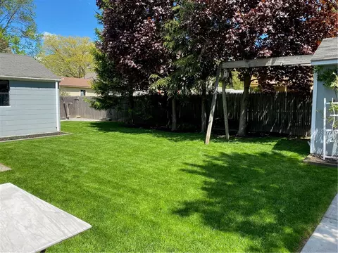 128 Heath Ave, Warwick, RI 02888 photo 21