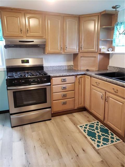 53 Logan St, Warwick, RI 02889 photo 4