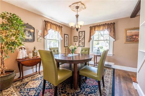28 Macarthur Dr, Warwick, RI 02889 photo 11