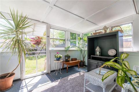 28 Macarthur Dr, Warwick, RI 02889 photo 9