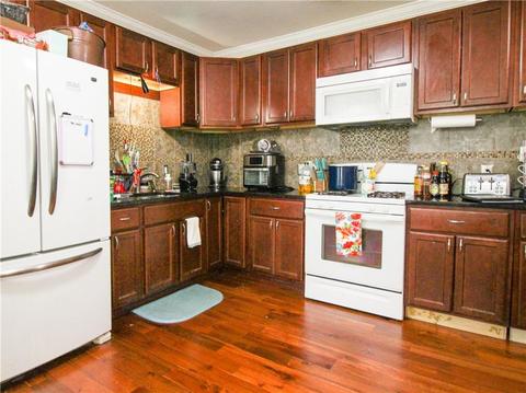110 Willow St, Woonsocket, RI 02895 photo 15