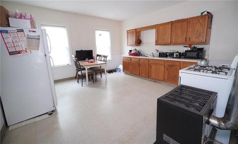 151 Cato St, Woonsocket, RI 02895 photo 17