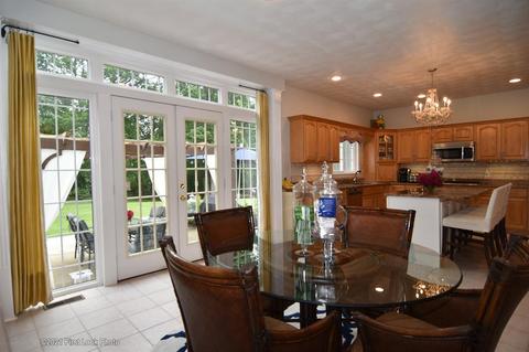 64 Red Hawk Dr, Cranston, RI 02921 photo 11