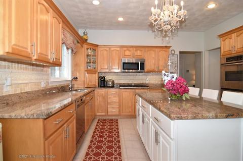 64 Red Hawk Dr, Cranston, RI 02921 photo 7