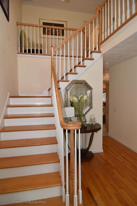 64 Red Hawk Dr, Cranston, RI 02921 photo 19