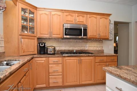 64 Red Hawk Dr, Cranston, RI 02921 photo 8