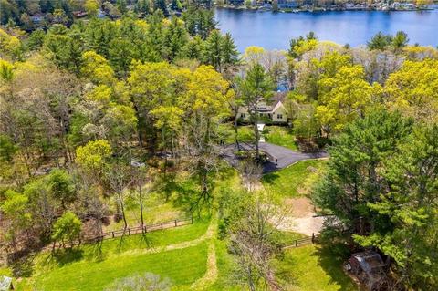 77 Raymonds Point Rd, Coventry, RI 02816 photo 15