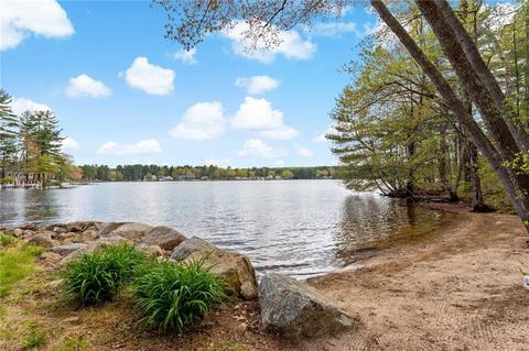77 Raymonds Point Rd, Coventry, RI 02816 photo 9