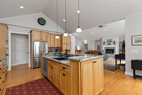 77 Raymonds Point Rd, Coventry, RI 02816 photo 26