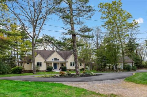 77 Raymonds Point Rd, Coventry, RI 02816 photo 3