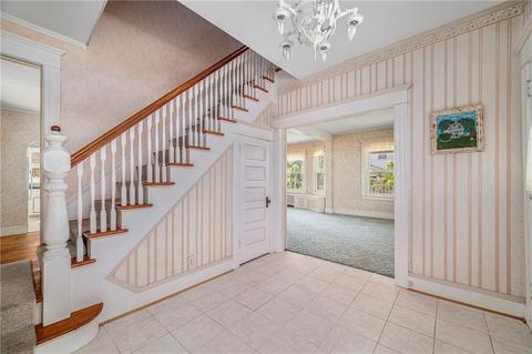 41 Summer St, Westerly, RI 02891 photo 5