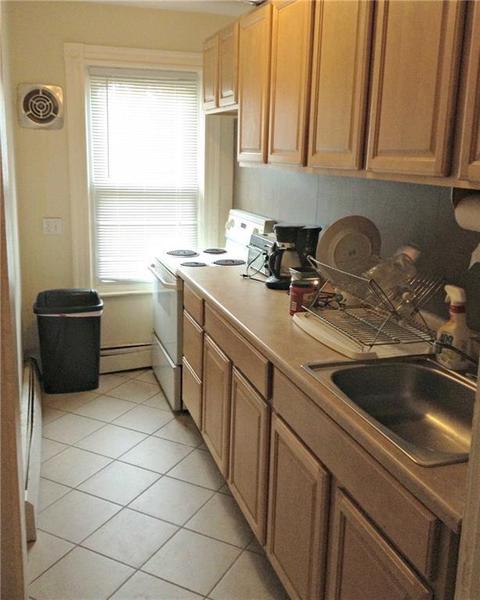 35 Avenue B, Woonsocket, RI 02895 photo 3