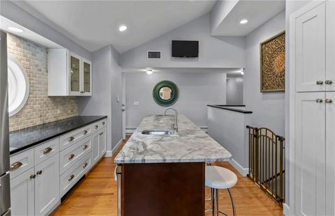 5 Rainbow Ct, Warwick, RI 02889 photo 9