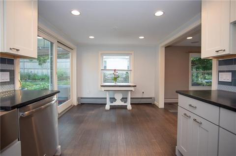 54 Shenandoah Rd, Warwick, RI 02886 photo 9