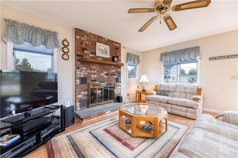 32 Kimball Ave, Westerly, RI 02891 photo 9