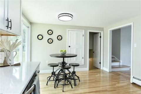 128 Carnation Dr, Warwick, RI 02886 photo 17
