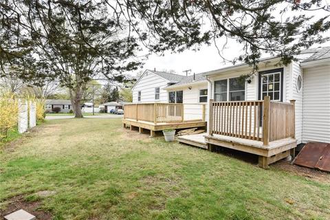 128 Carnation Dr, Warwick, RI 02886 photo 28