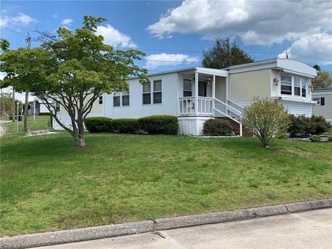 1 Lane E, Coventry, RI 02816 photo 3
