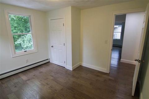 41 Linden Ave, Woonsocket, RI 02895 photo 17