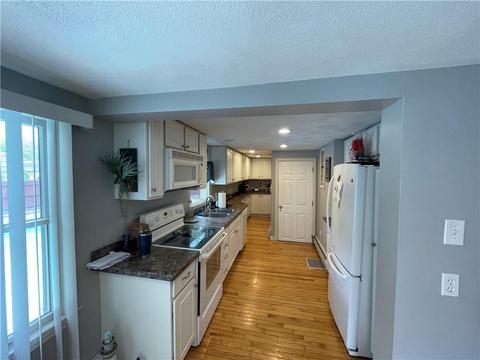 33 Abbott Ave, Warwick, RI 02886 photo 13