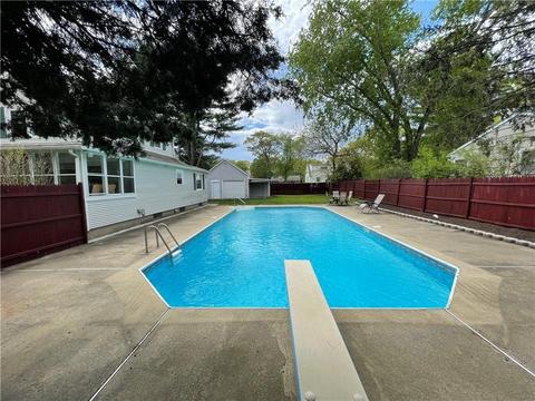33 Abbott Ave, Warwick, RI 02886 photo 9