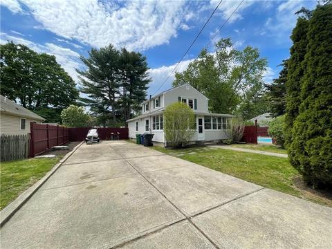 33 Abbott Ave, Warwick, RI 02886 photo 4