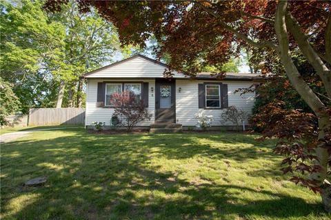 5 Reddington St, Coventry, RI 02816 photo 1