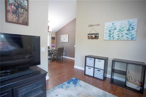 5 Reddington St, Coventry, RI 02816 photo 8