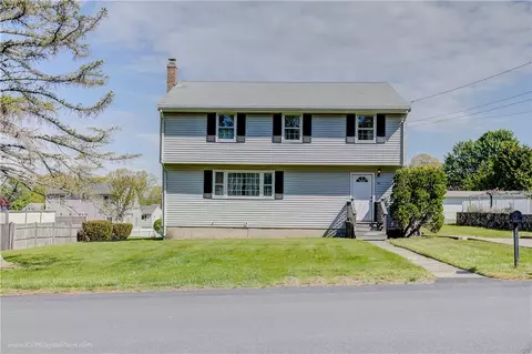 22 Ridgeway Dr, Warren, RI 02885 photo 29